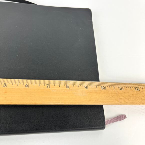 Moleskine Classic Notebook Soft Cover XL 7.5in x 9.75in Plain Blank - Picture 6 of 6